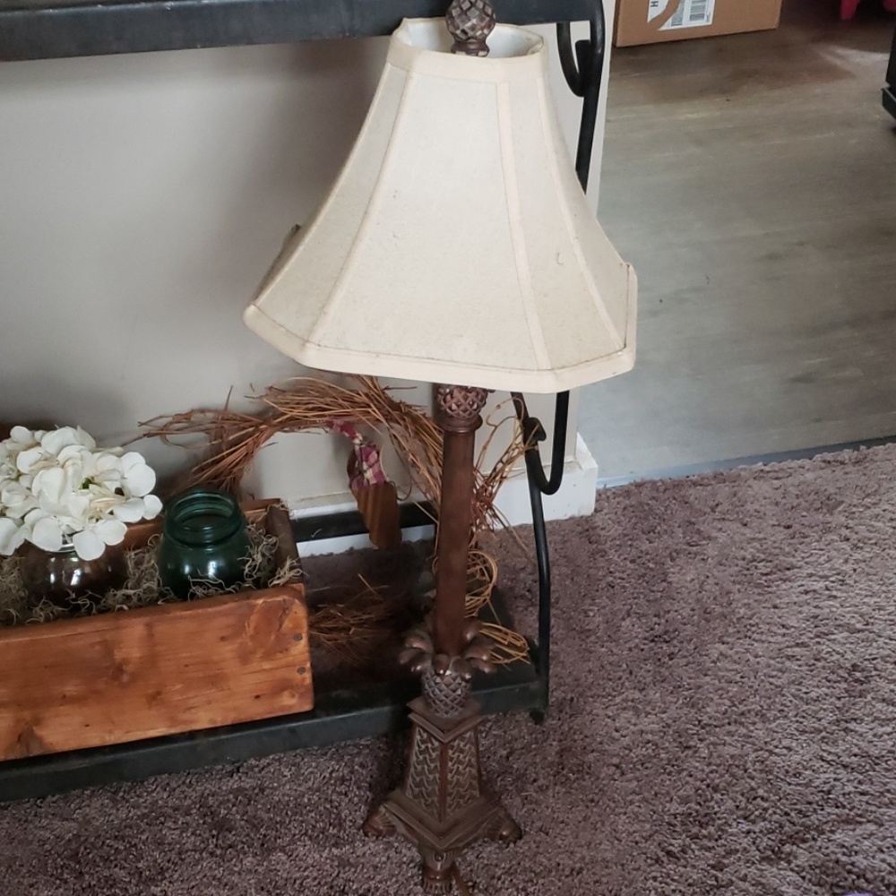 Pineapple Lamp